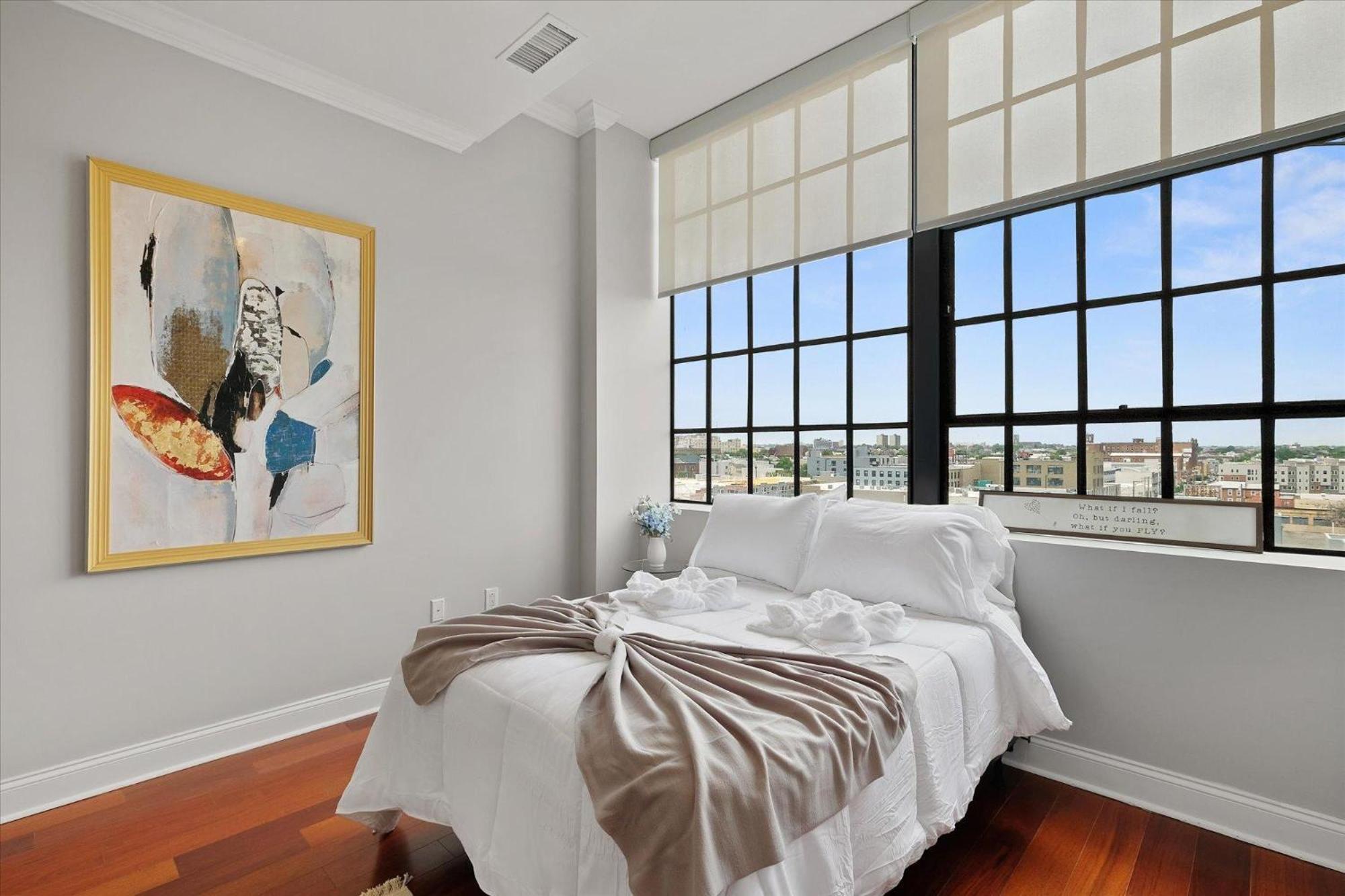 Apartment Magnificent W Rooftop Pool Philadelphia